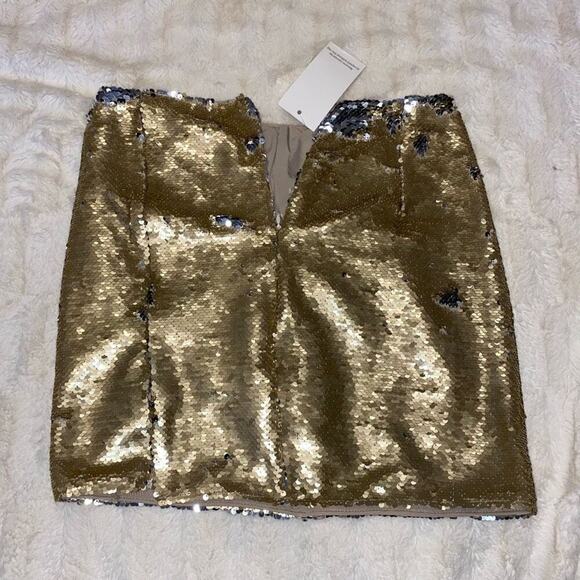 Tobi Gold and Silver Sequin Mini Skirt | Sz S, NWT - Picture 3 of 5